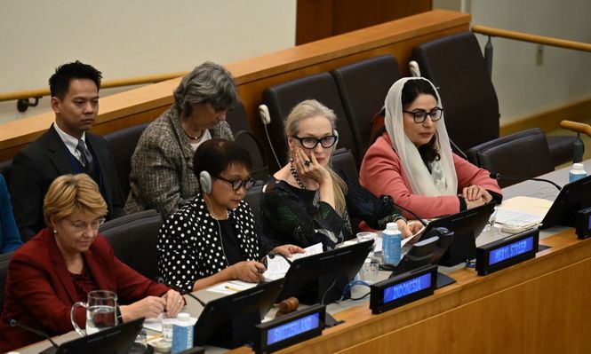 Meryl Streep en un evento sobre “La inclusión de las mujeres en el futuro de Afganistán” en el marco de la Asamblea General de las Naciones Unidas