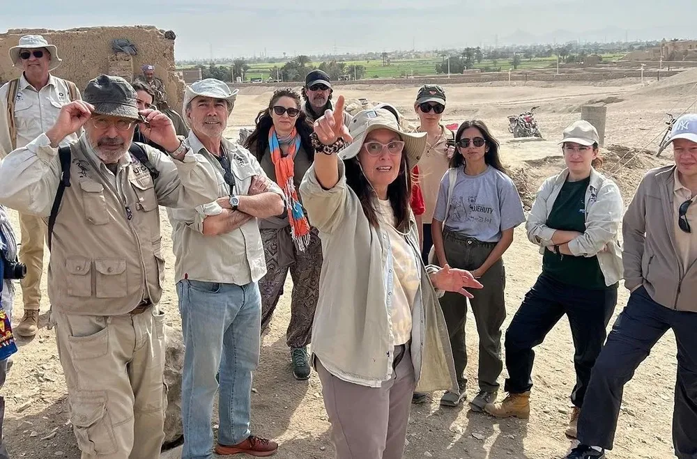 Investigadores argentinos descubrieron la entrada original de una importante tumba egipcia