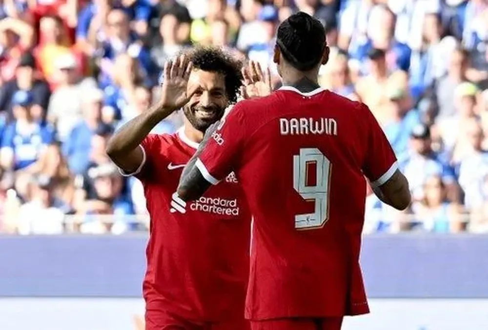 Darwin Núñez y Salah