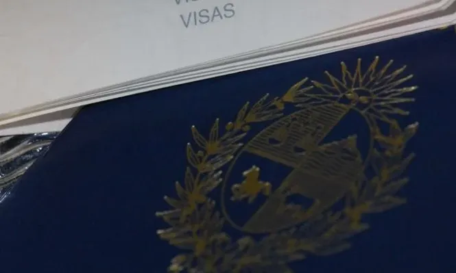Pasaporte uruguayo