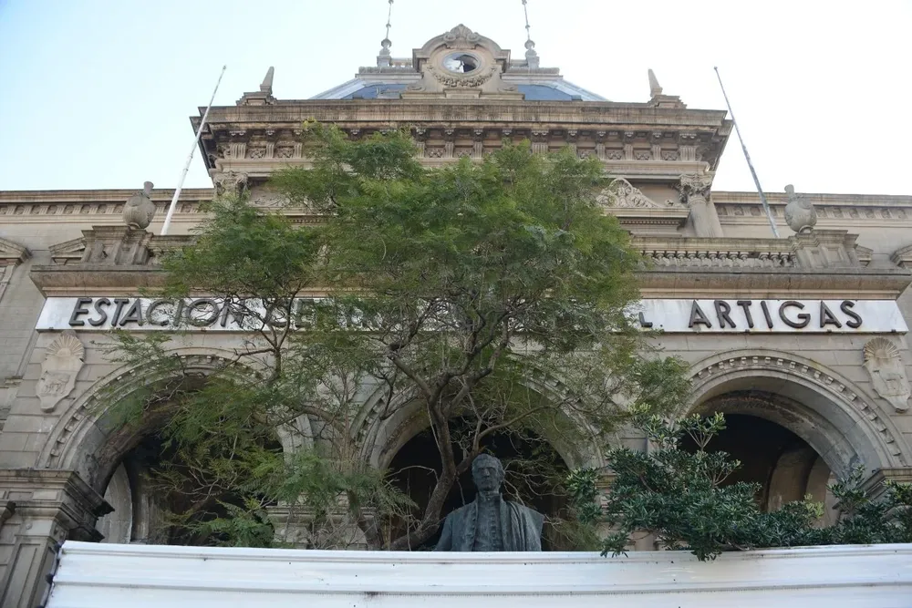 Fachada de la Estación Central