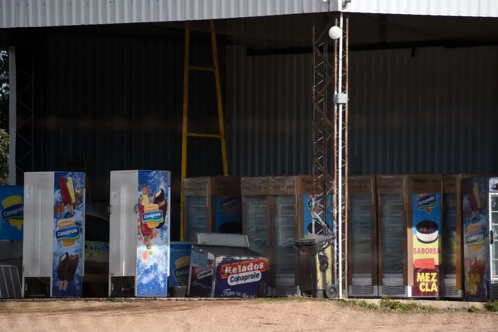 Instalaciones de la empresa, sobre camino Colman, en Montevideo.