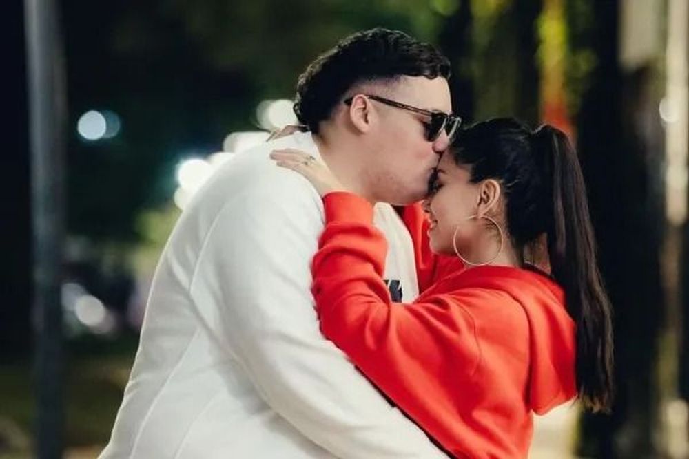 Manzana GH y su novia, Luciana Macías