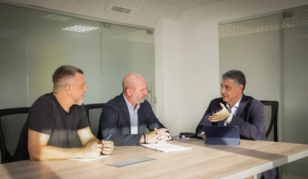 El jefe de gobierno porteño, Jorge Macri, junto al ministro de Seguridad, Waldo Wolf, y al jefe de la policía de la Ciudad, Diego Kravetz.