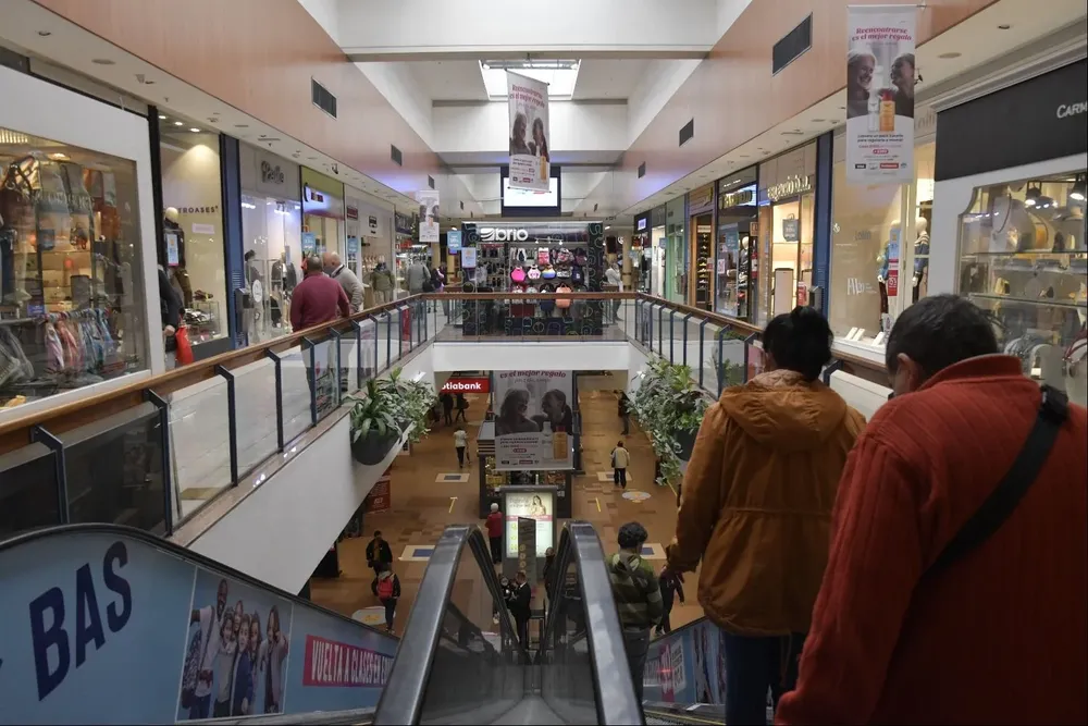 Al 88% de los jóvenes lationamericanos les preocupa el impacto de su consumo