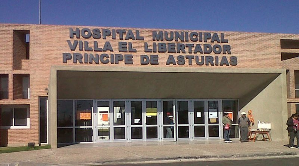 La niña fue trasladada de urgencia al Hospital Príncipe de Asturias, pero a pesar de los esfuerzos médicos, no sobrevivió.