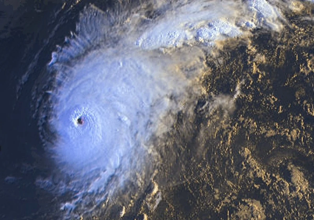 El huracán Gabrielle se despide con inestabilidad en toda España.
