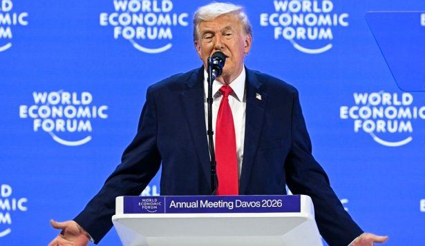 No usaré la fuerza: Trump convoca en Davos a negociaciones para comprar Groenlandia y retoma críticas a Europa