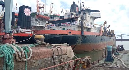 Dragado en el puerto