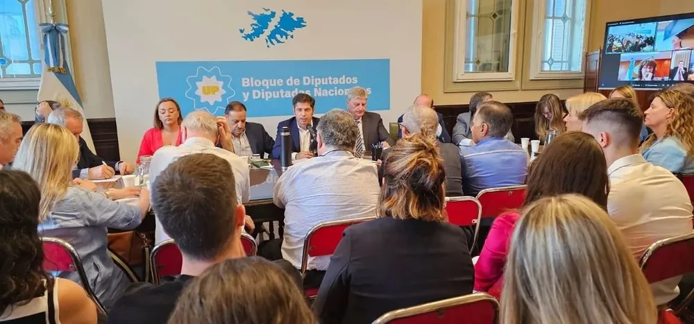 Cumbre de legisladores de Unión por la Patria y gobernadores del PJ