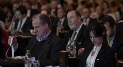 AFAP evaluaron desafíos globales e hicieron frente a críticas de Murro