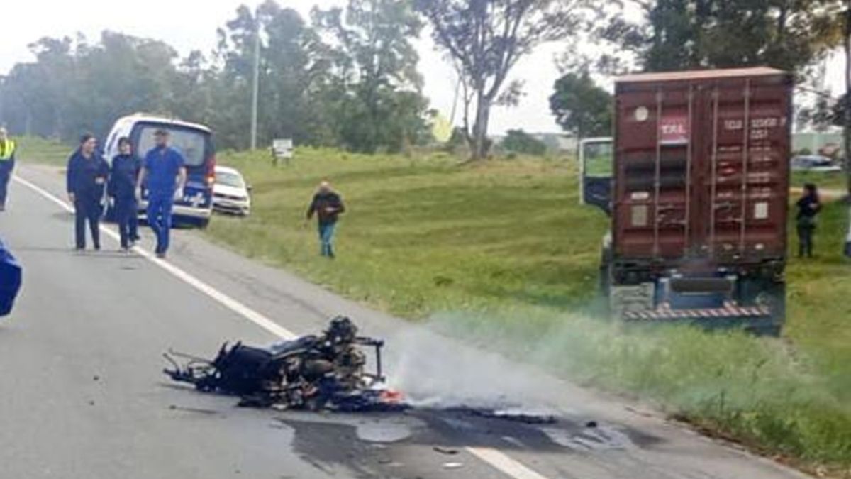 Accidente fatal en la ruta: un motociclista murió al chocar de frente ...