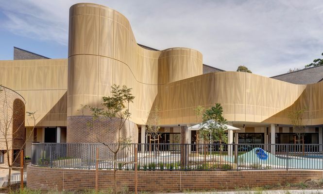 La escuela pública Darlington en Chippendale, Australia, fue elegida como el edificio del año