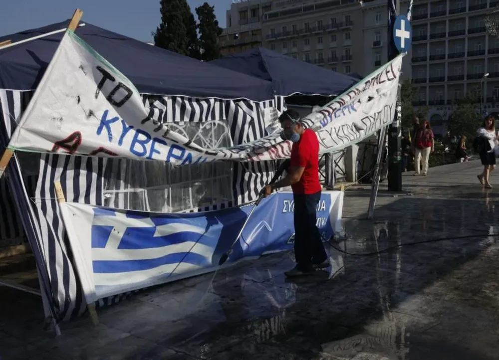 Manifestantes en la plaza Sintagma de Atenas