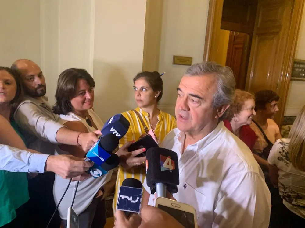 El ministro designado del Interior, Jorge Larrañaga, avanza en la conformación de su equipo más cercano