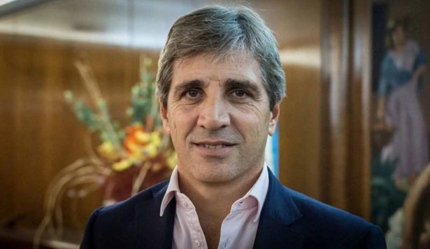 Luis Caputo ratificó que no habrá devaluación, negó roces con el FMI y pidió evitar fabulaciones