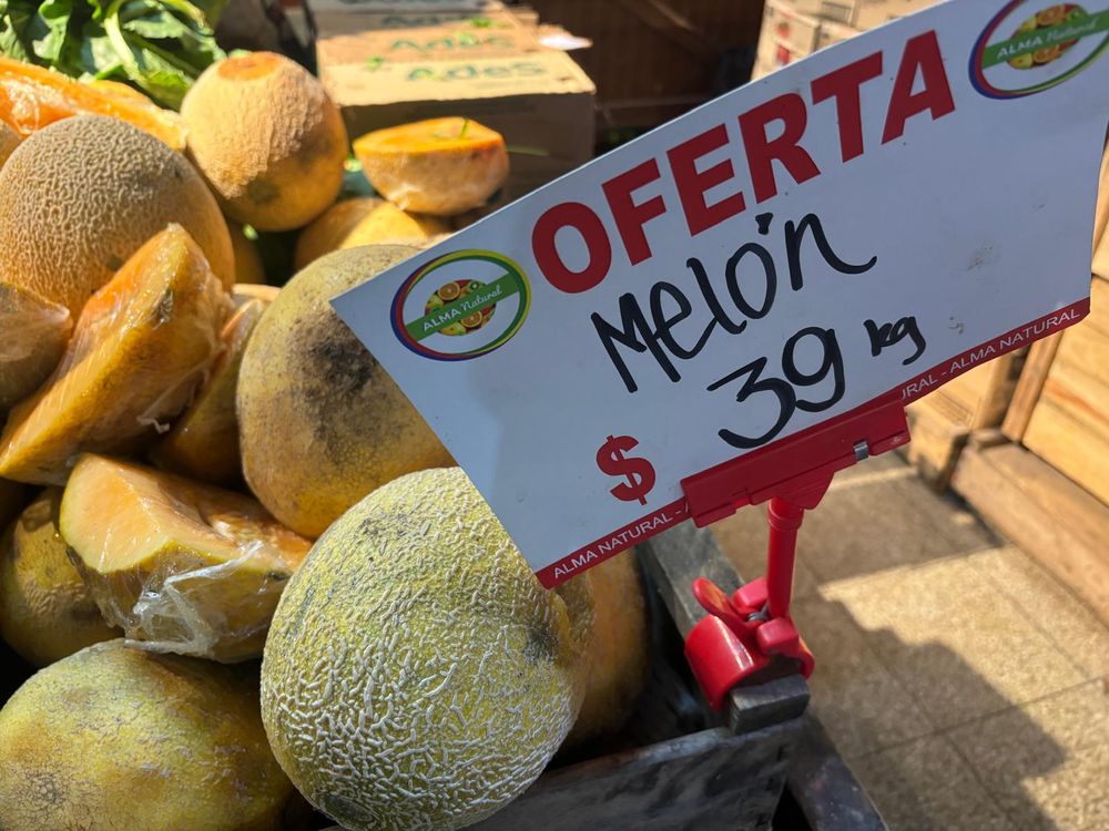Lista Inteligente: varios productos con ofertas, como el melón.