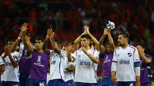 Los jugadores de Nacional tras el empate ante Inter