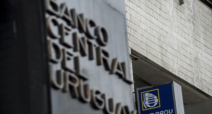 Gobierno pretende que Bolsa de Valores y Bevsa asuman el rol centralizado de depositario de valores, que hoy recae en el BCU