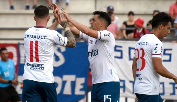 El festejo de Colo Ramírez junto a Diego Rodríguez