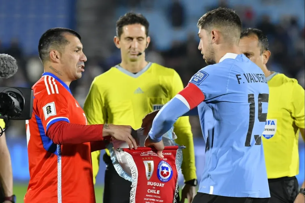 Gary Medel y Federico Valverde