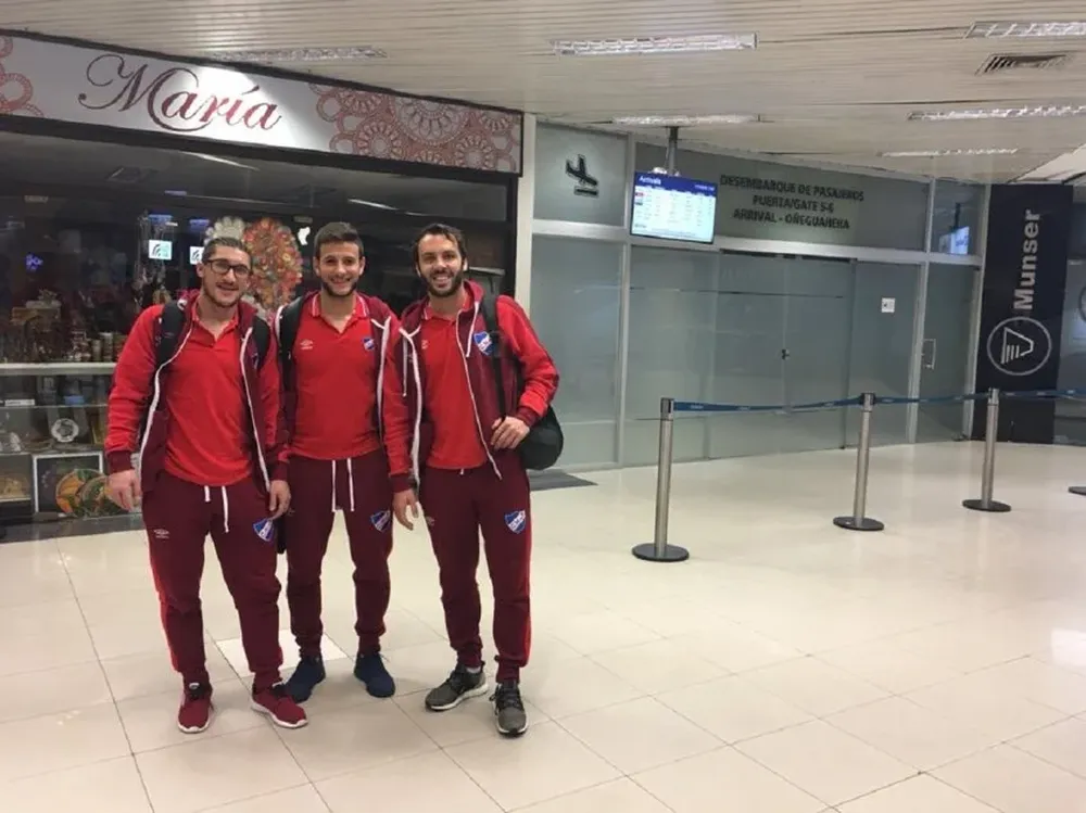 Espino, Barcia y Seba Rodríguez en Asunción