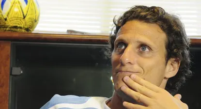 Diego, entrá sin golpear