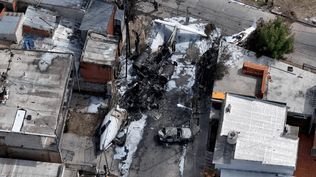 El testimonio de la dueña de la casa contra la que impactó el avión en San Fernando: Los pilotos se abrazaron para morir