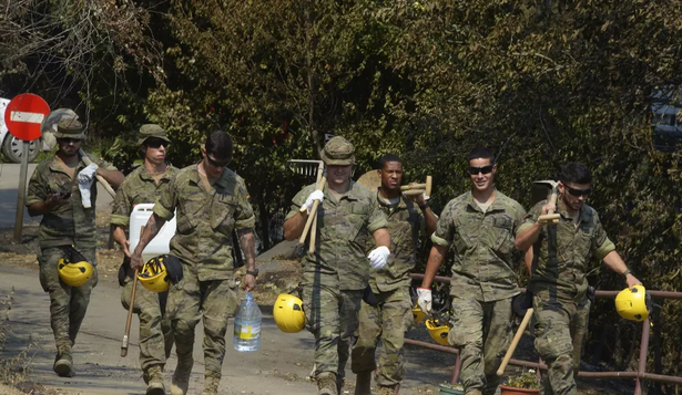 Militares desplazados a los incendios de Ourense