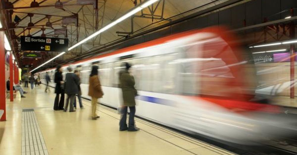 Todos los mitos y leyendas que envuelven a la estación Rocafort, Barcelona.&nbsp;