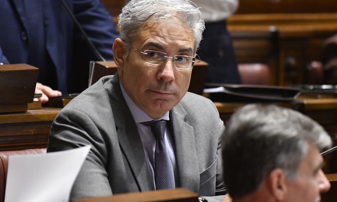 El senador del Partido Colorado, Robert Silva