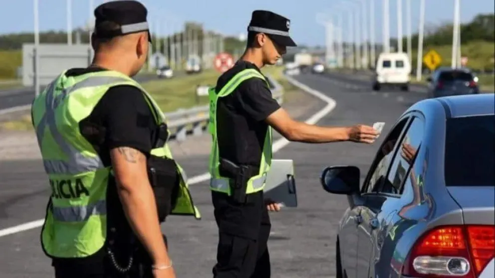 DOCUMENTOS PARA VIAJAR EN AUTO RUTAS