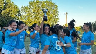 Las Teras y su copa en el Seven de la República