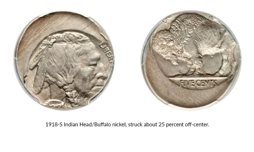 La moneda fue acuñada descentrada.