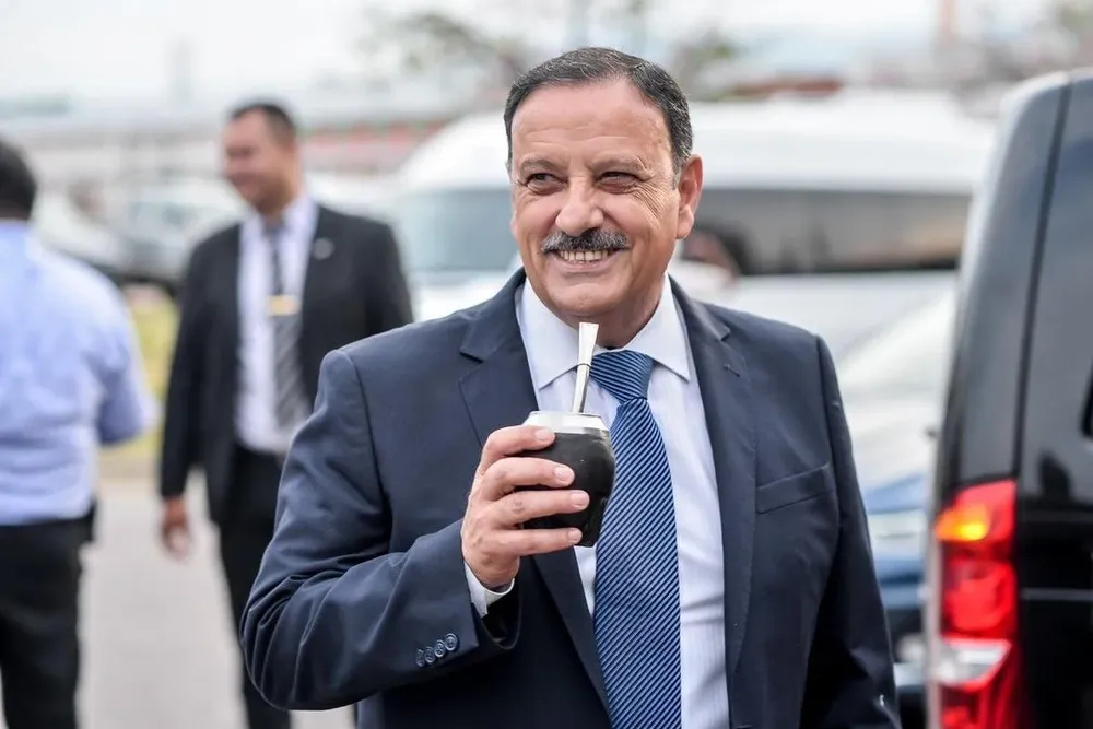 Moneda propia en La Rioja: Ricardo Quintela envió un proyecto para llevarla a cabo
