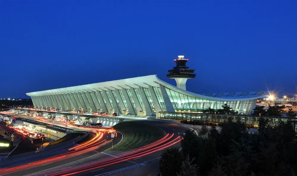 1920px-Washington_Dulles_International_Airport_at_Dusk.webp