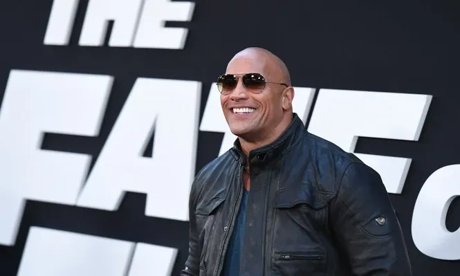 La Roca Johnson dijo que le gustaría ser presidente de EEUU