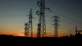 El Gobierno cambia las reglas para los grandes consumos eléctricos