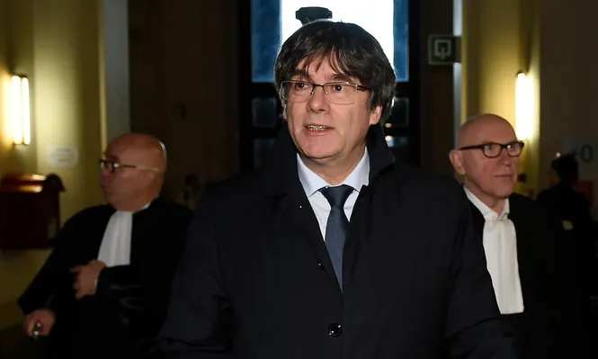 Puigdemont espera en Bruselas su juicio de extradición a España