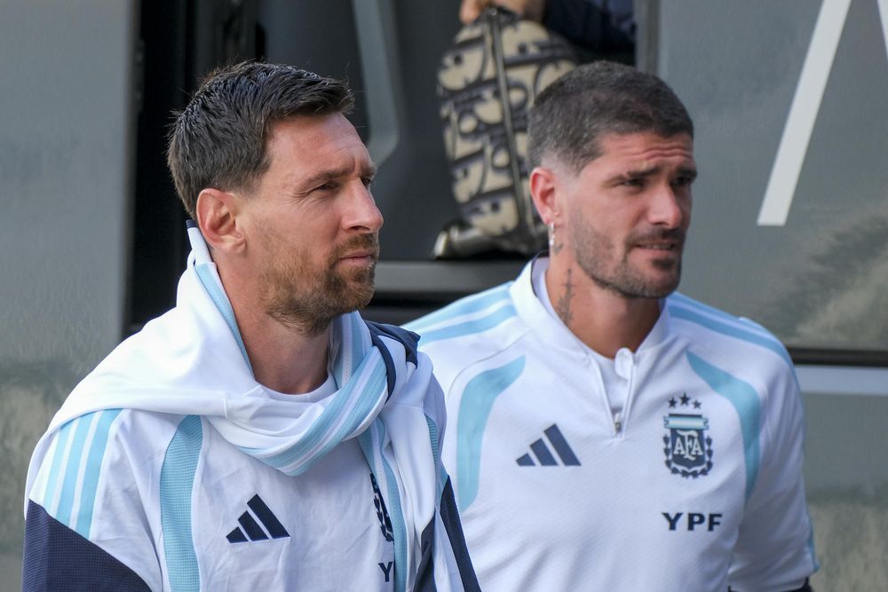 Messi y De Paul en Elche