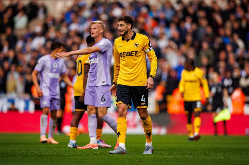 Santiago Bueno como capitán de los Wolves Santiago Bueno como capitán de los Wolves