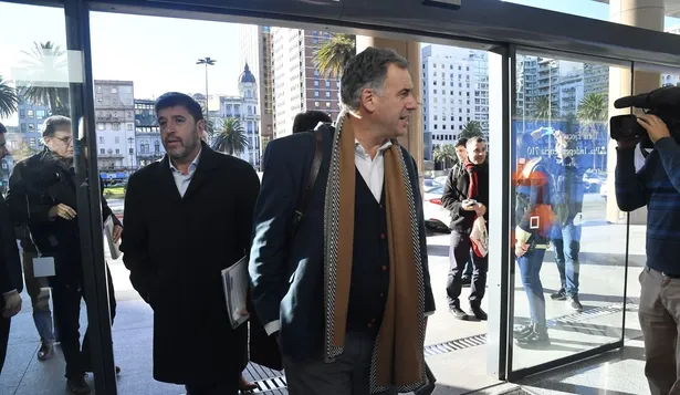 La delegación que se reunió en Torre Ejecutiva con Luis Lacalle Pou