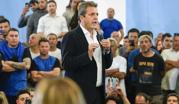 Massa presentó 14 puntos de gobierno