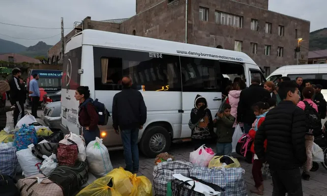 Tras la ofensiva relámpago lanzada en septiembre pasado por Azerbaiyán, miles de armenios se precipitaron a dejar Nagorno Karabaj.