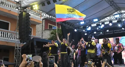 La candidata correísta Luisa González le sacó diez puntos de ventaja en la primera vuelta al empresario Daniel Noboa