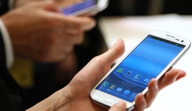 Siete de cada 10 nuevas líneas  de celulares son smartphones