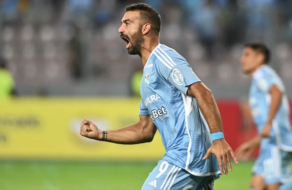 El goleador quedó afuera del clásico