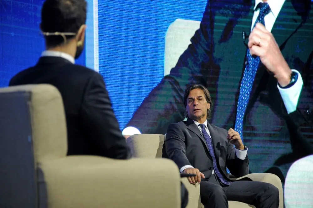 El presidente Luis Lacalle Pou este jueves en el Latin Annual Meeting, en Punta del Este