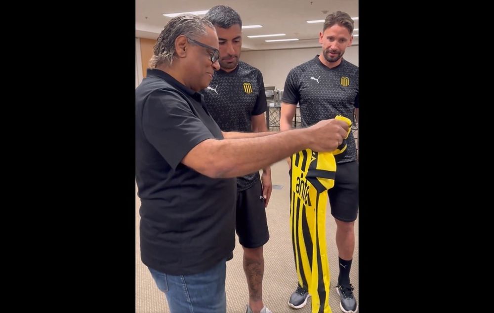 Jair Goncálves, Maxi Olivera y Gastón Ramírez