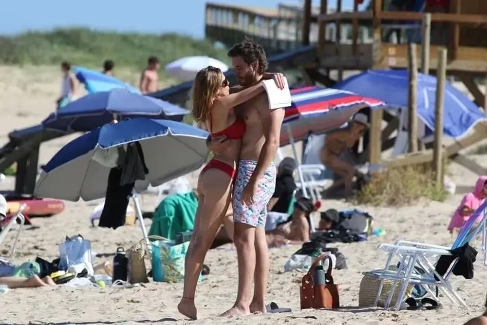 Alina Moine y su pareja